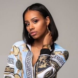 Meet your Posher, Kenyetta